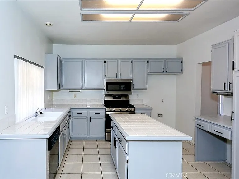 12529 Caballero Ct — Photo 11