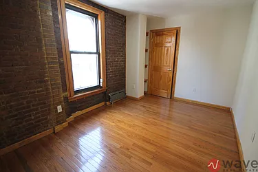 Rented by Wave Real Estate Group