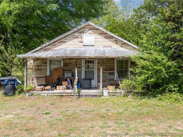 112 3rd St, Erwin, NC 28339