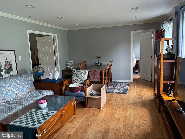 11907 Fallen Holly Ct — Photo 5