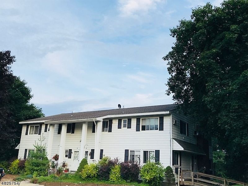 1st image of 416-D Lake Shore South #D