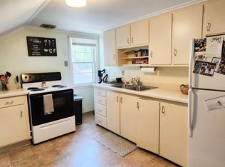 Move-In Ready Duplex Unit with Large Yard!, Rochester, MN 55906