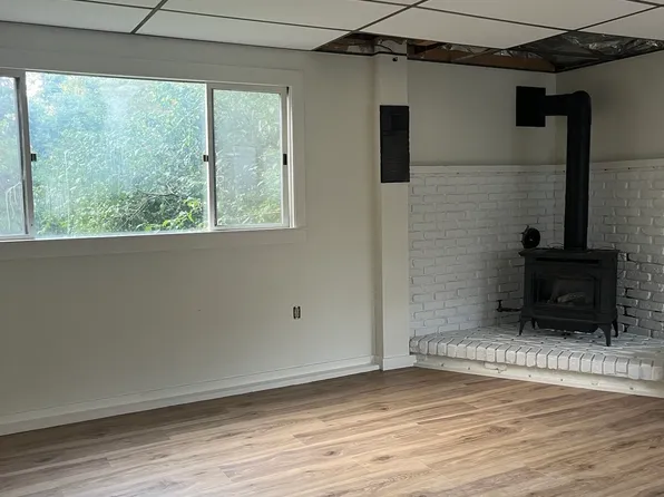 38 Fruit St, Northampton, MA 01060