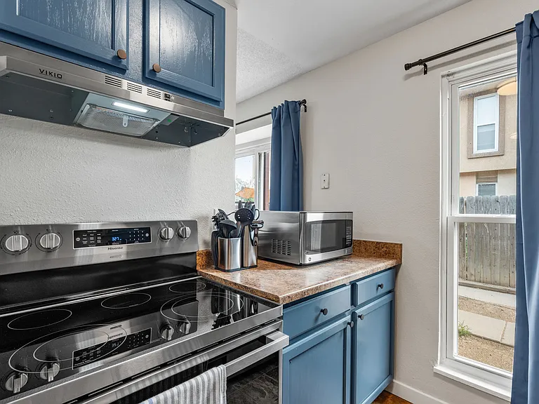 4310 Loomis Ave #1 — Photo 12