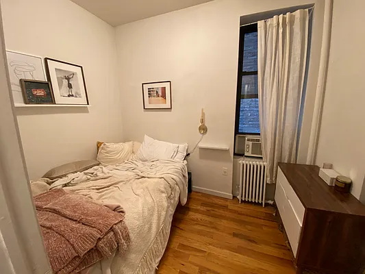 Rented by Corcoran | media 18