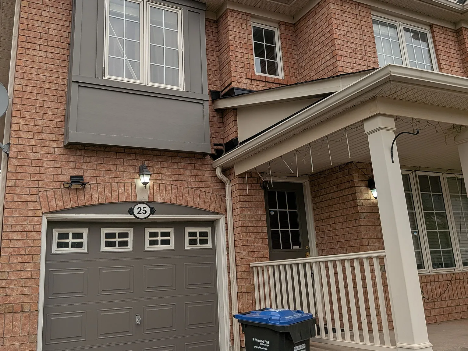 4 bed, $2,850 — Photo 2