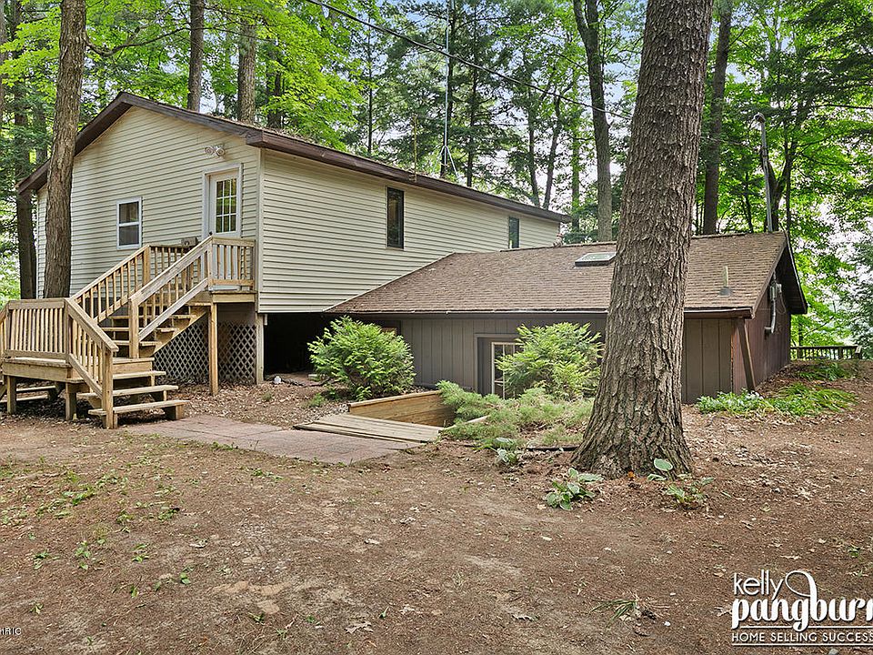 1st image of 4566 Teal Ln