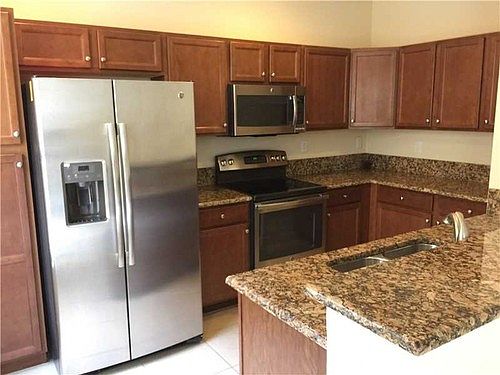 2nd image of 9441 SW 172nd Ave #00