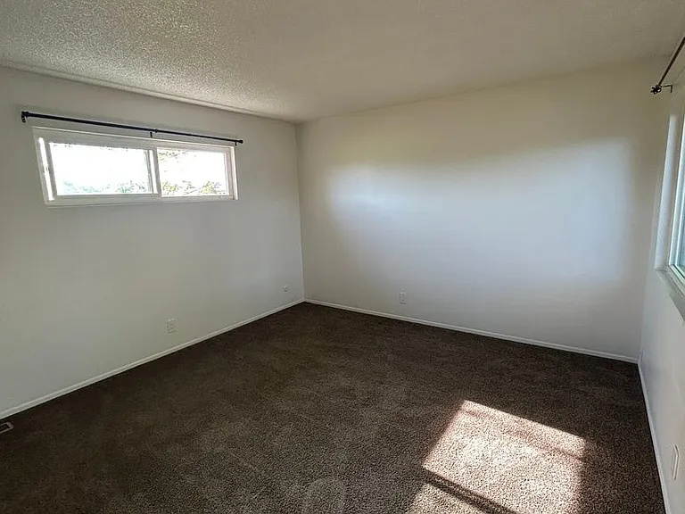 54 Grand Avenue — Photo 16