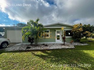 1525 Island Dr, Merritt Island, FL 32952