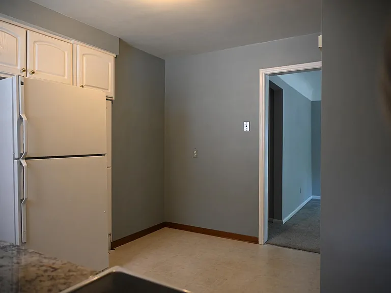 1409 Catalpa Dr #1 — Photo 6