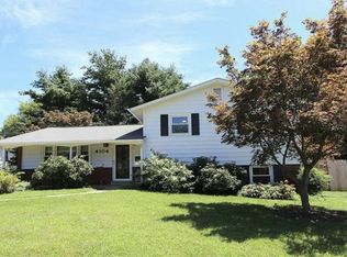 4104 Canterbury Ter, Rockville, MD 20853