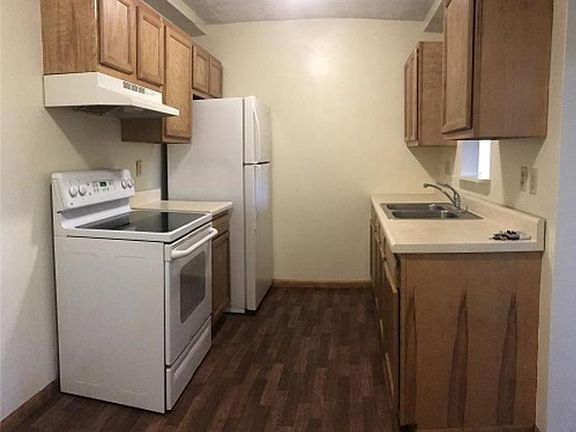 5th image of 1250 North St APT 1