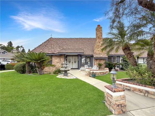 1571 N Santiago Blvd, Orange, CA 92867