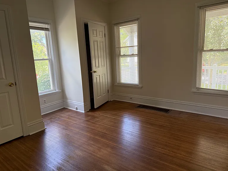 149 West Ave #1 — Photo 6