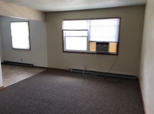 3031 River Rd APT D, Muscatine, IA 52761