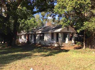 100 W Carolyn Way, Pensacola, FL 32505