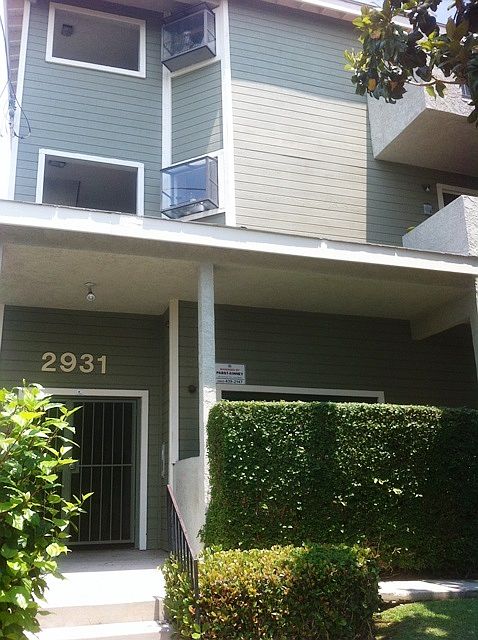 1st image of 2931 E 15th St APT 3