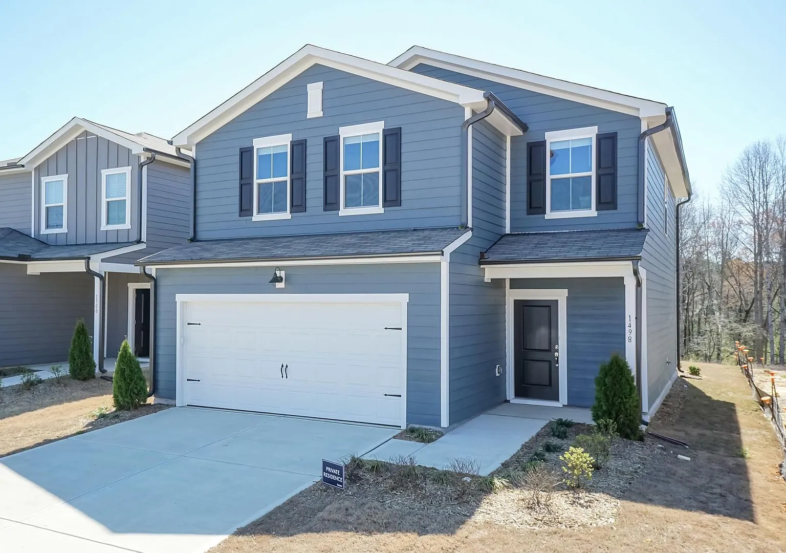 Three Bedroom Home! — Photo 3