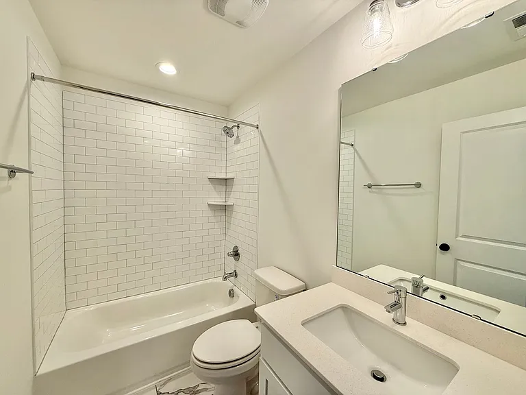 4820 Gossamer Ln #104 — Photo 21