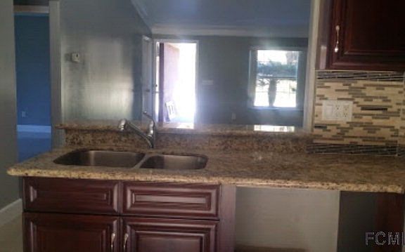 5th image of 28 Pleasant Ln