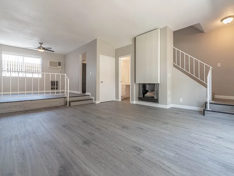 Racquet Club Apartments — Photo 52