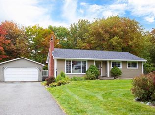 38 Forest Rd, Rothesay, NB E2H 1B5