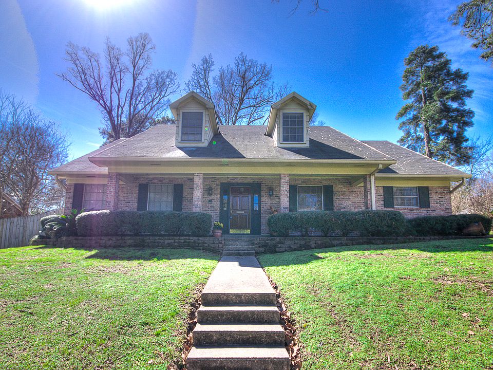 1st image of 121 Atkins Ave