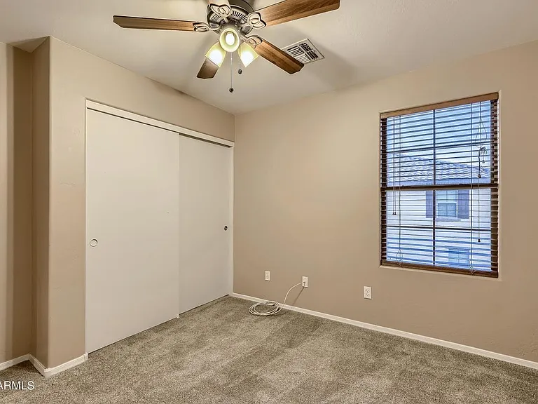 7460 S 31st Pl — Photo 11