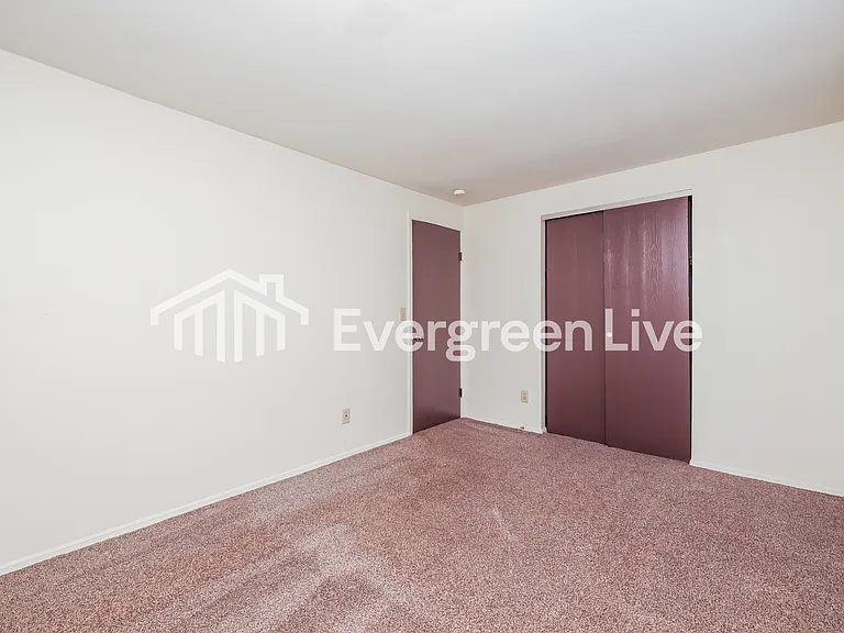 8021 Mount Hood Dr — Photo 14