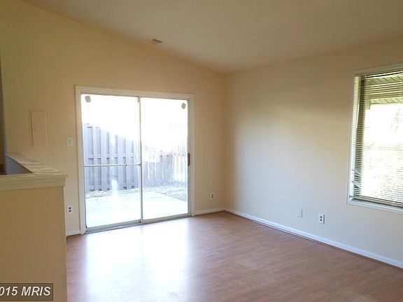 3rd image of 62 Cable Hollow Way #384