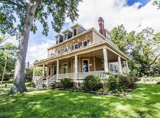 32 Park Ave, Newport News, VA 23607