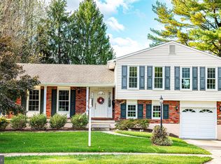 2404 Eastridge Rd, Lutherville Timonium, MD 21093