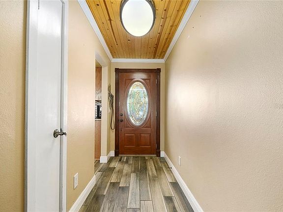 2nd image of 3888 Villa Rose Ln