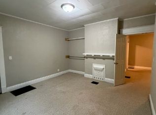 119 W Front St APT 2, Grand Ledge, MI 48837