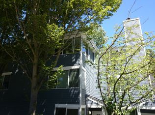 2328 10th Ave E APT 106, Seattle, WA 98102