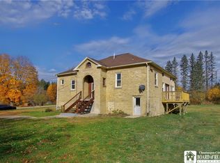 1944 Open Meadows Rd, Ashville, NY 14710