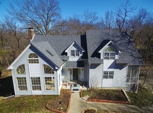 1272 Sunset Dr, Columbia, MO 65203