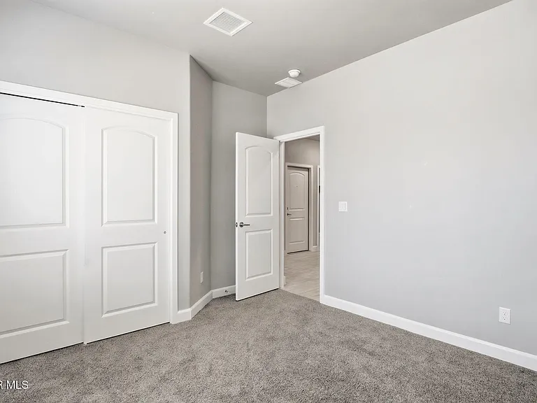 13131 Oakhampton Ave — Photo 15