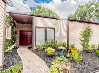 934 Mesa Terrace Dr, Katy, TX 77450