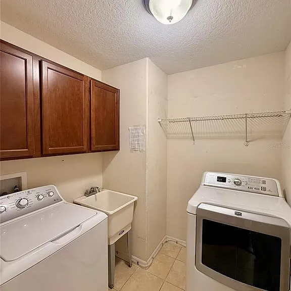 9412 Strongbark Ln — Photo 29