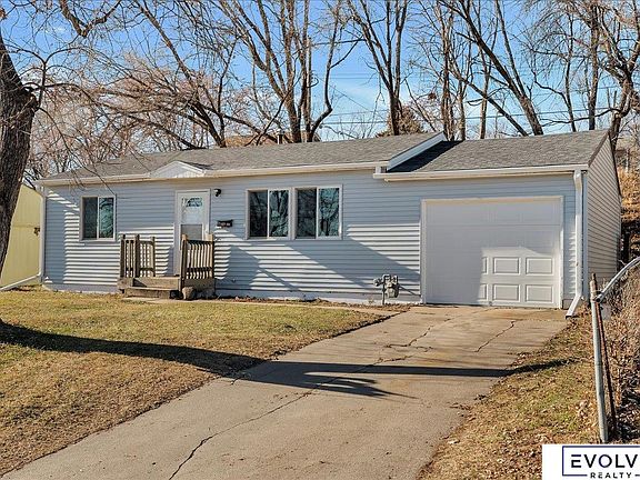 4th image of 7358 S 69th St