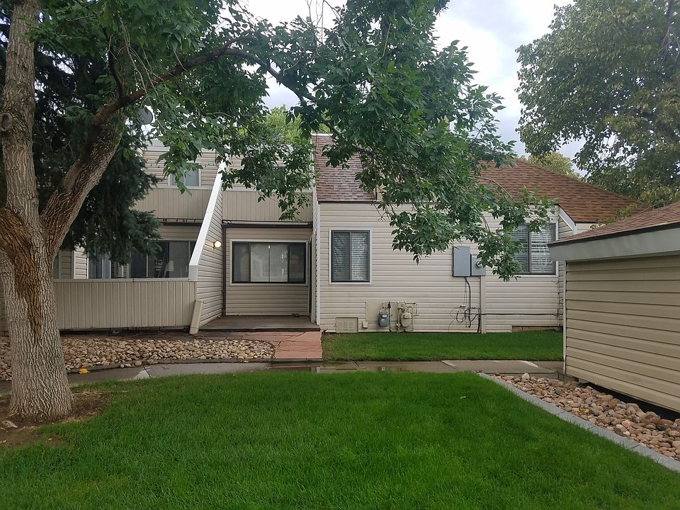 outside view of condo