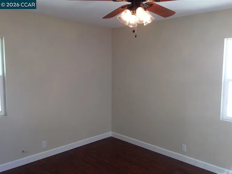 1448 Rosal Ln — Photo 12