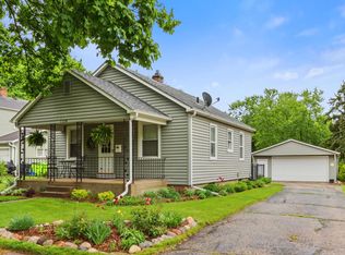 1126 Barnes St, Delavan, WI 53115