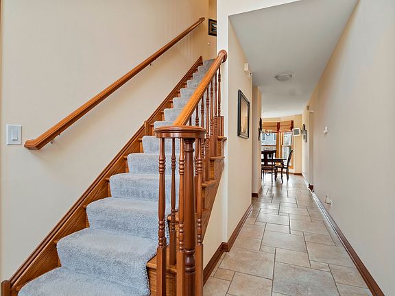 3rd image of 1251 Lorraine Pl