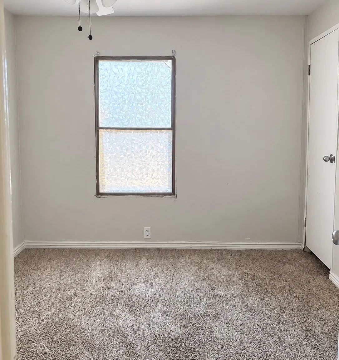 2 bed, 1.0 bath, $1,230 — Photo 3