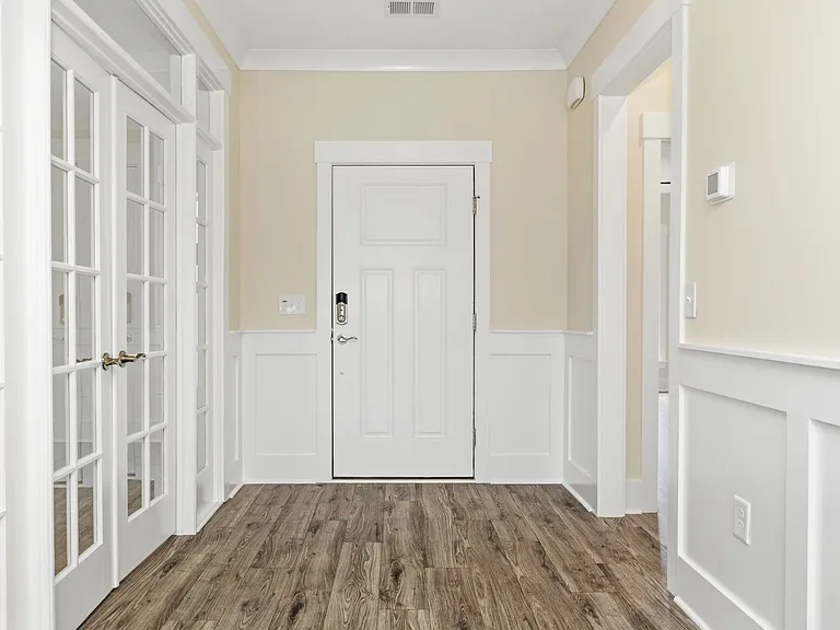 7129 Spoleto Dr — Photo 5