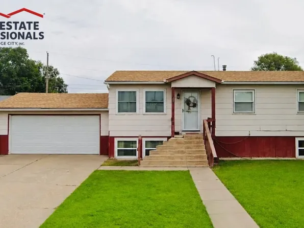 344 W 5th St, Kinsley, KS 67547