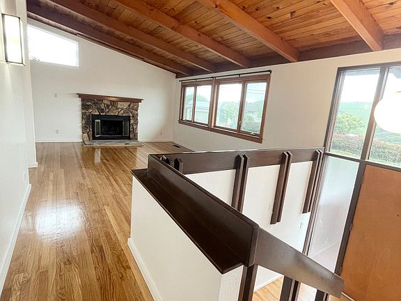 Entry Way Into Living Room